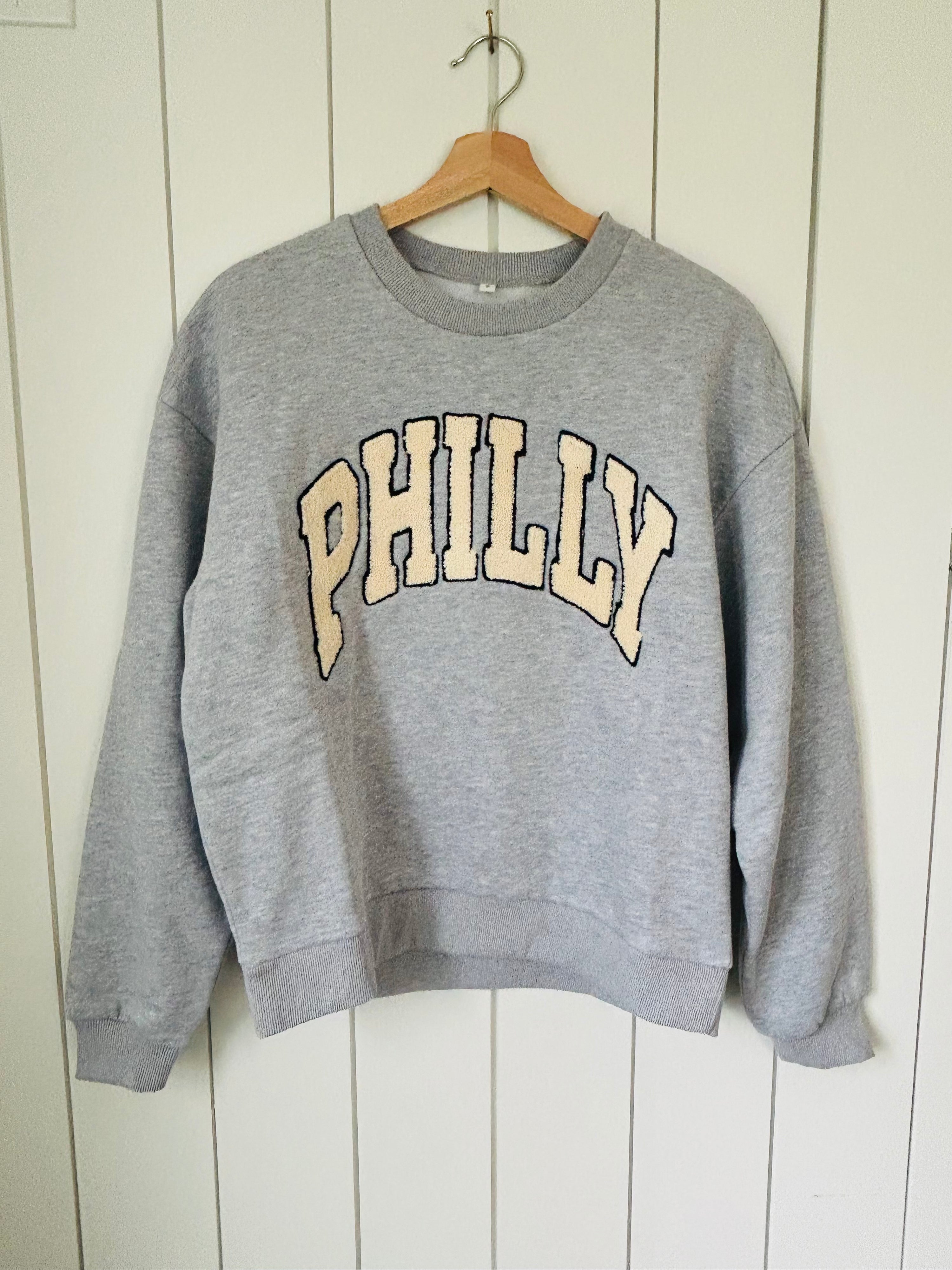Puffy Letter Philly Crewneck - Gray