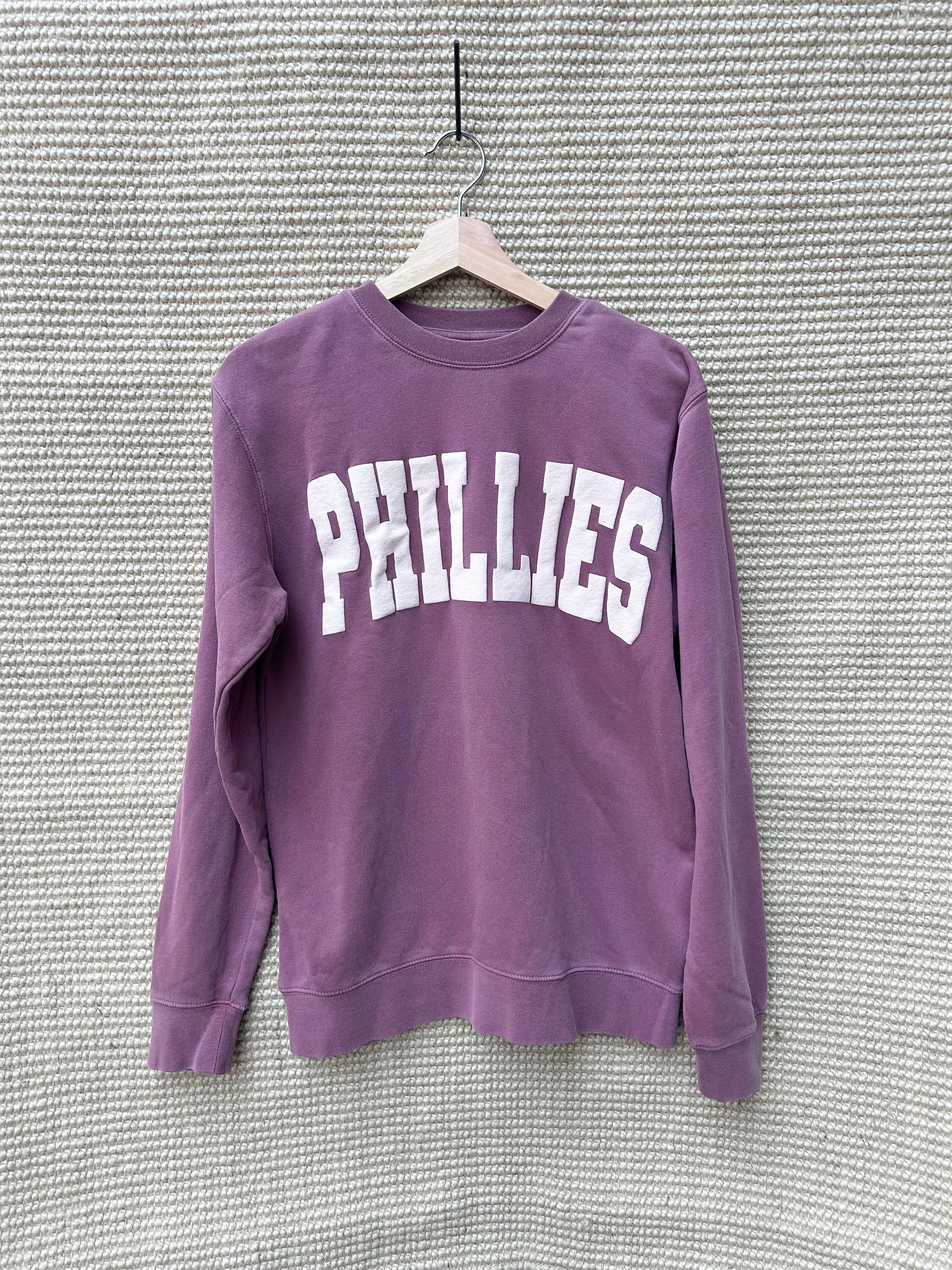 Phils Block Letter Crewneck - Wine
