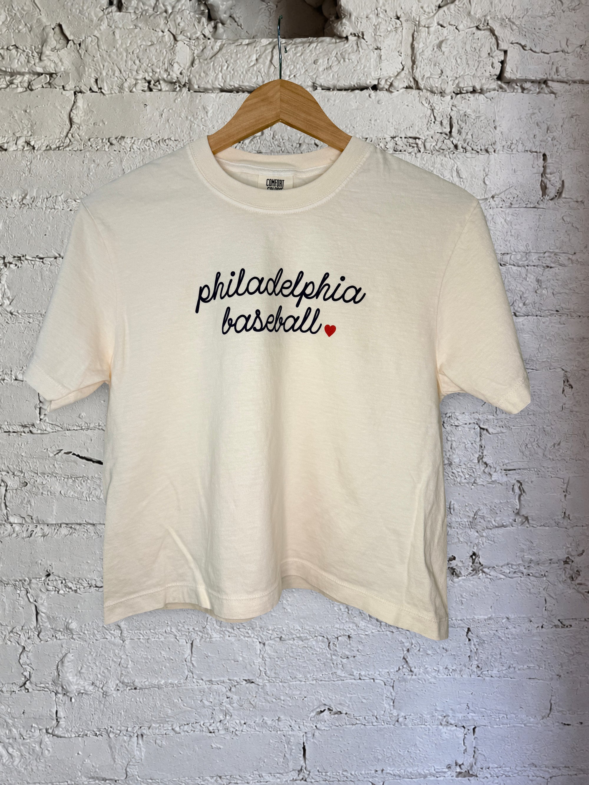 Philadelphia Baseball Cropped Tee